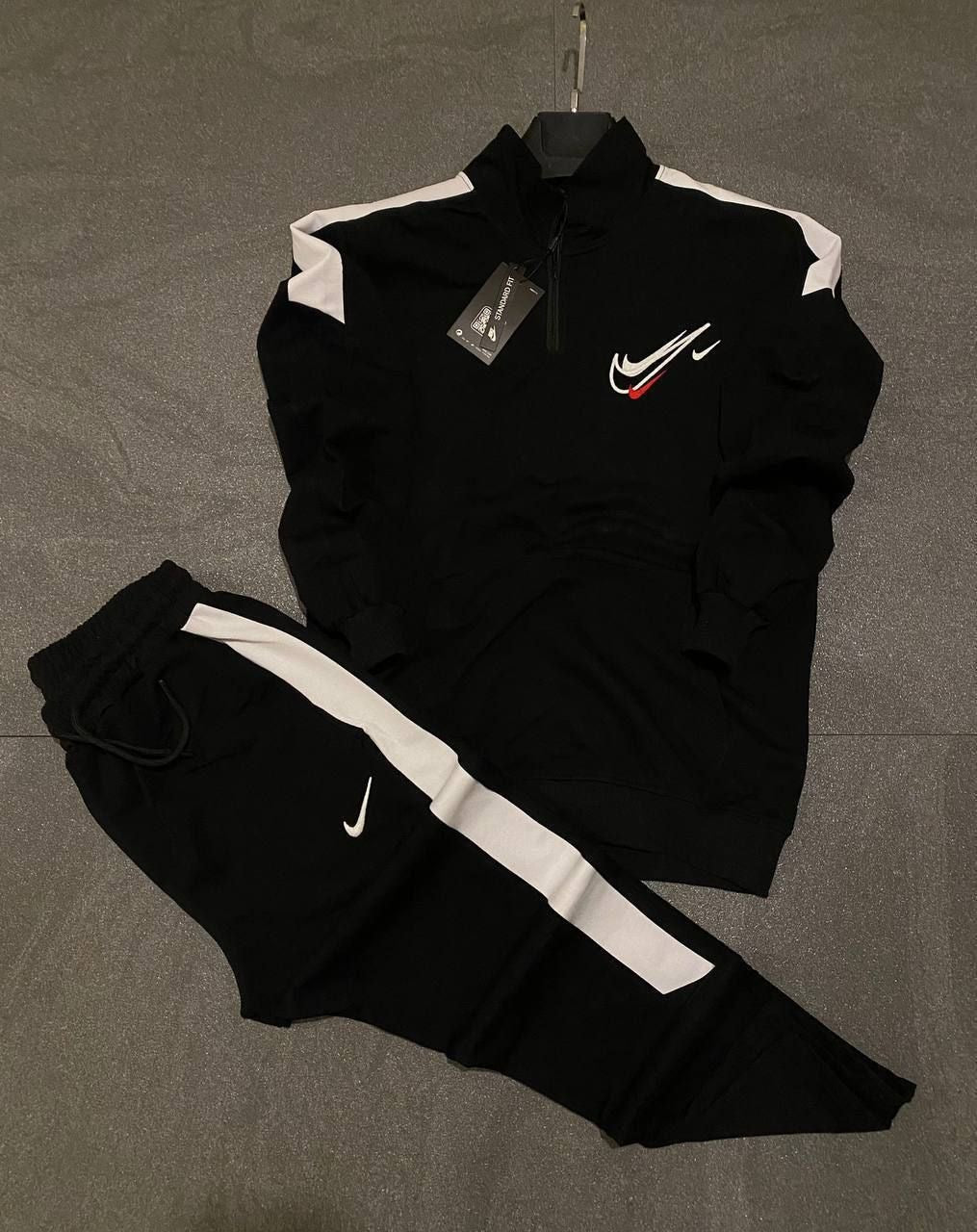 CONJUNTO DE SUDADERA NIKE P29
