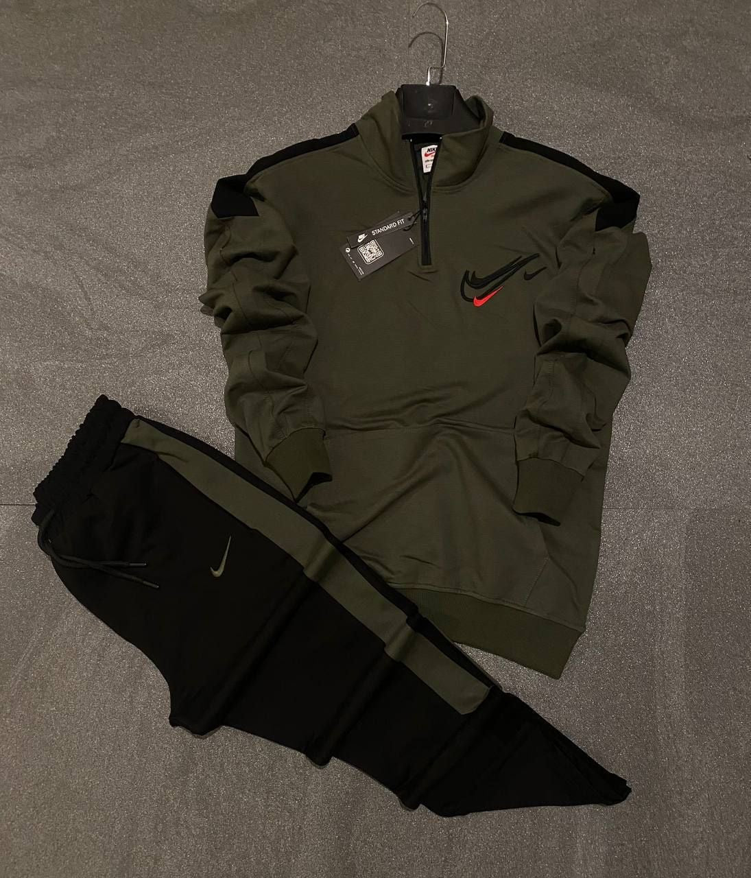 CONJUNTO DE SUDADERA NIKE P29
