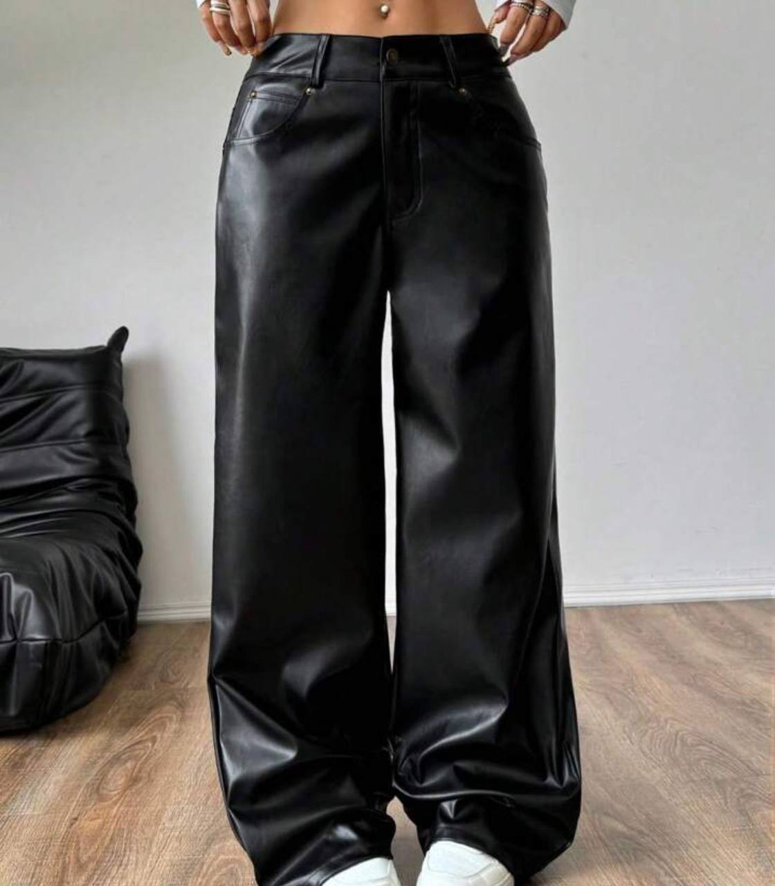 Pantalón efecto cuero  oversize New York