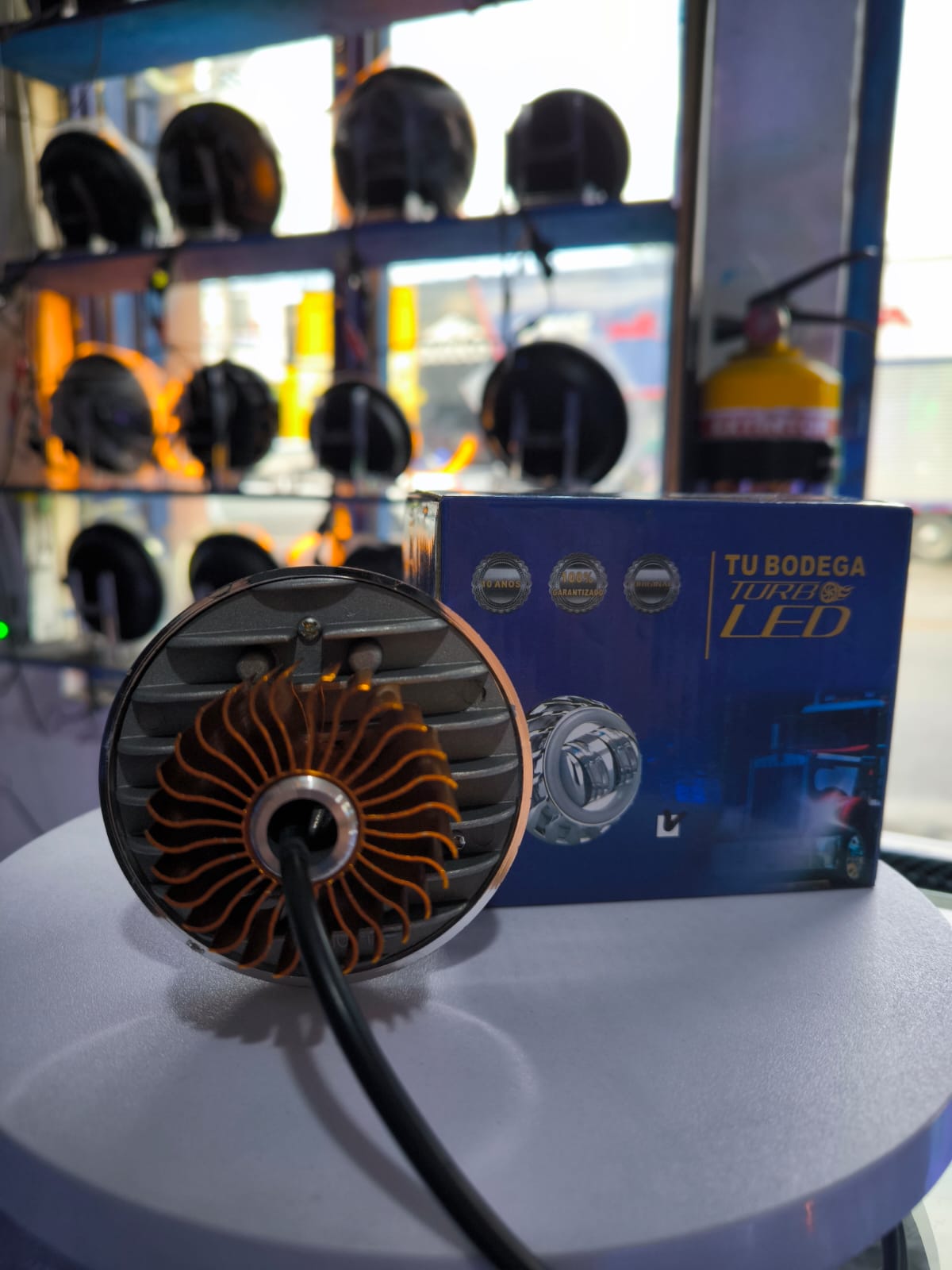 PROYECTOR BICOLOR- OJO DE DIABLO (TB112)