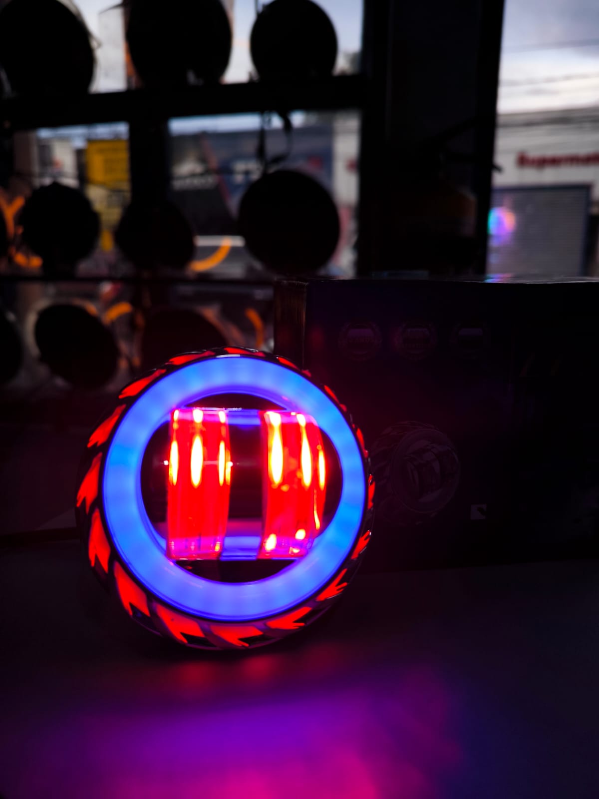 PROYECTOR BICOLOR- OJO DE DIABLO (TB112)